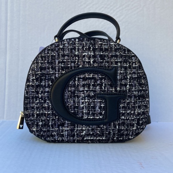 New GUESS Viola CONVERTIBLE Crossbody Backpack main image 9